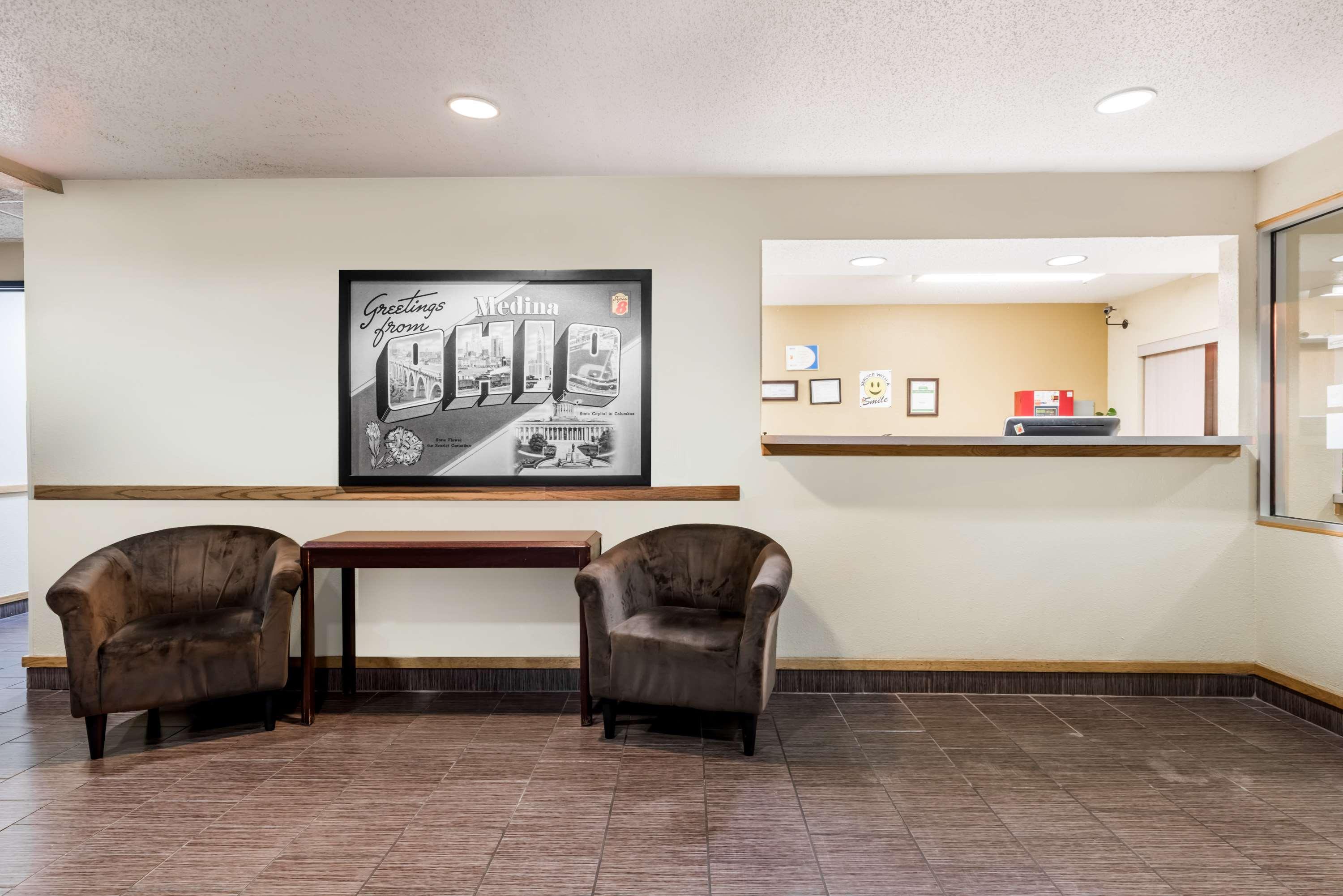 Super 8 By Wyndham Medina Hotel Luaran gambar