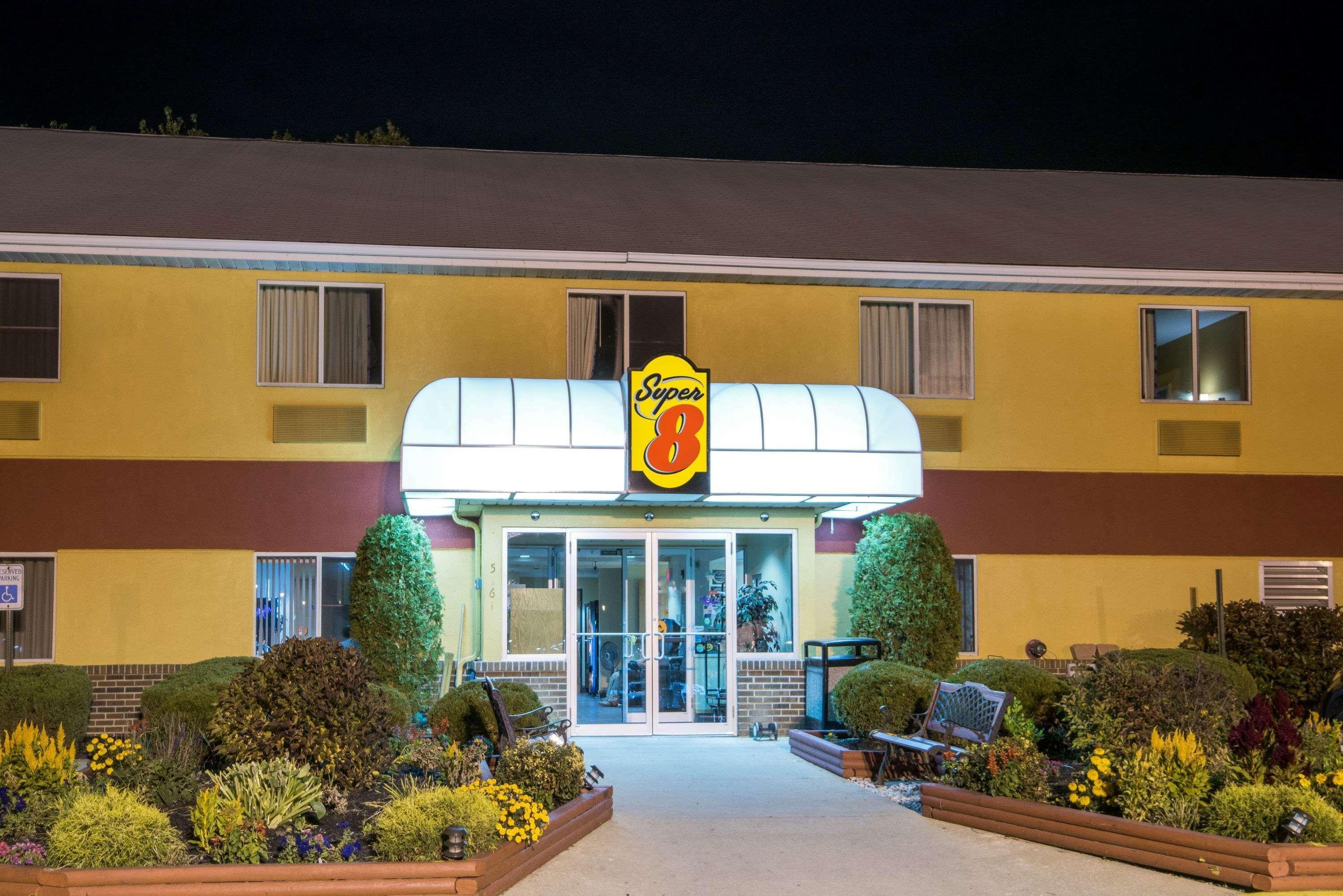 Super 8 By Wyndham Medina Hotel Luaran gambar