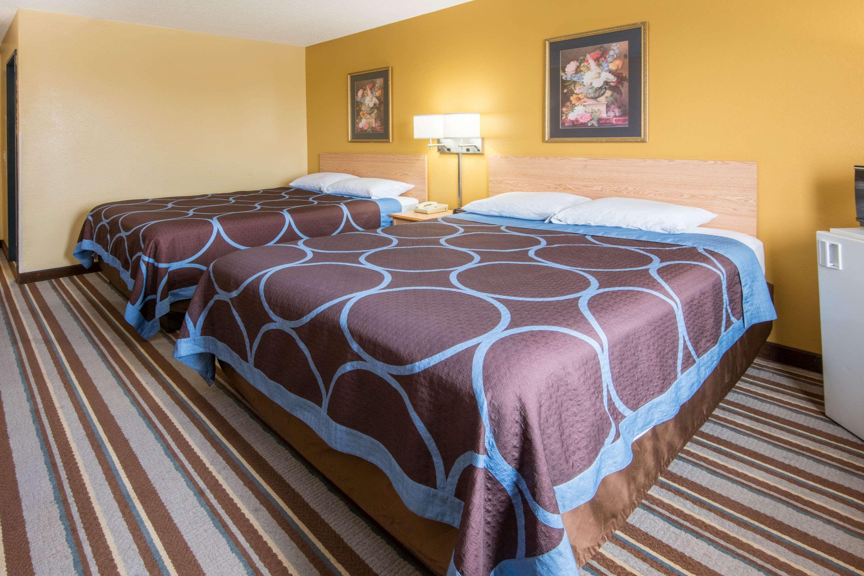 Super 8 By Wyndham Medina Hotel Luaran gambar