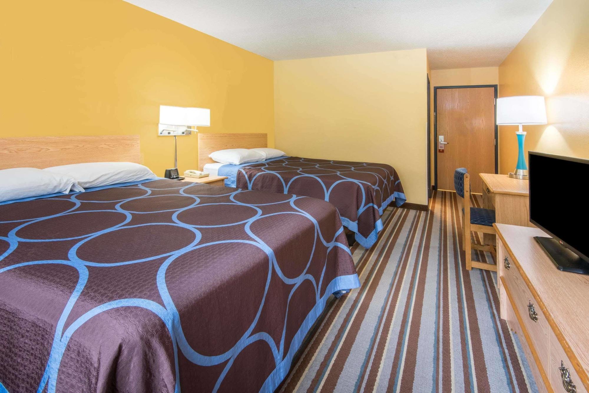 Super 8 By Wyndham Medina Hotel Luaran gambar